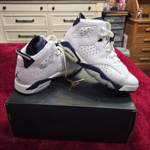 NIKE Air Jordan 6 Retro (GS) Stock# 384-665-141